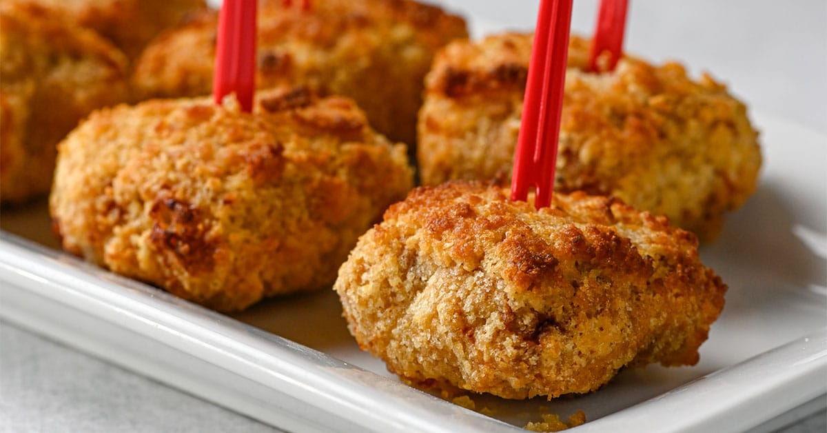 Air fryer popcorn steak bites