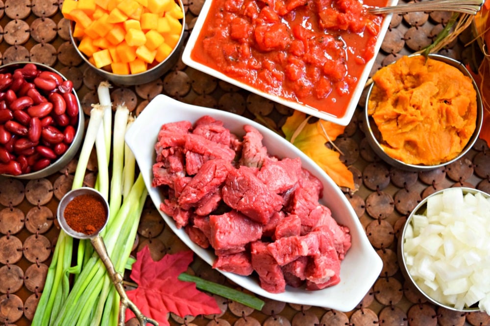 chipotle-beef-butternut-pumpkin-chile-ingredients