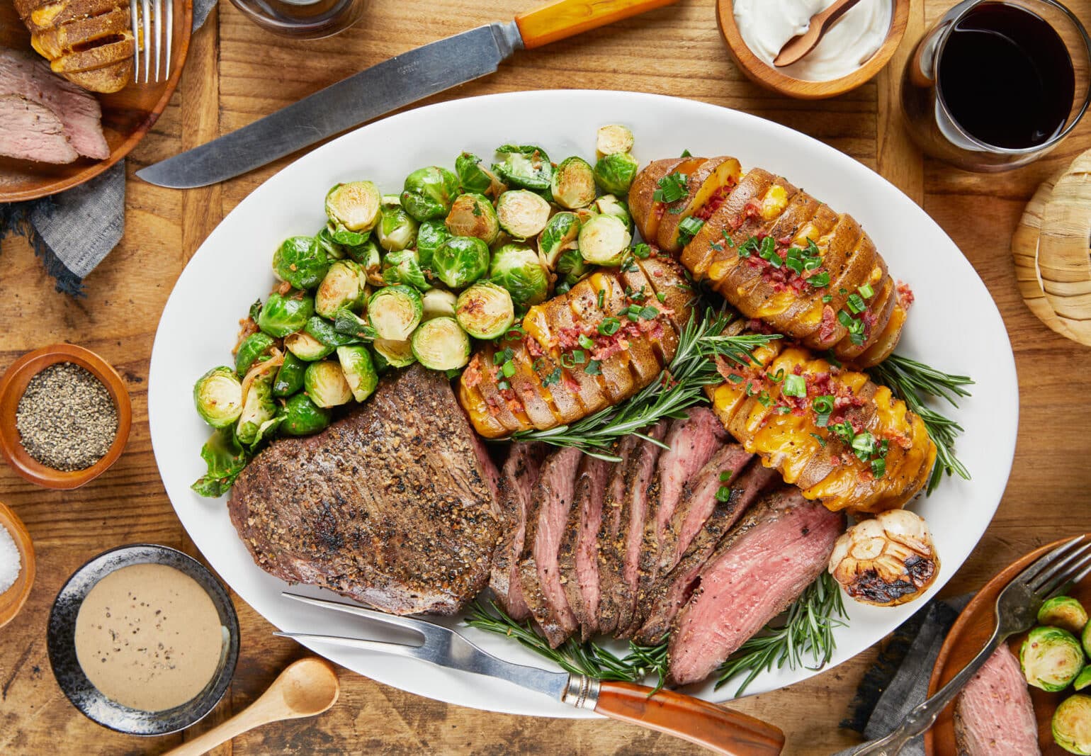 Pepper-Crusted Tri Tip Roast