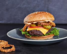 Classic Texas Cheeseburger With Haystack Onions